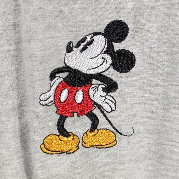 Disney Mickey Mouse Gray Short Sleeve T-Shirt Mens Small Embroidered Graphic Tee - Picture 2 of 4